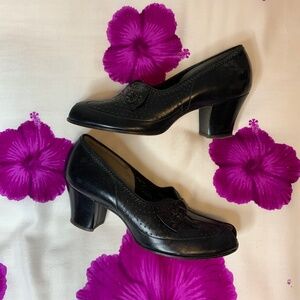 Vintage Peep Toe Black Heel